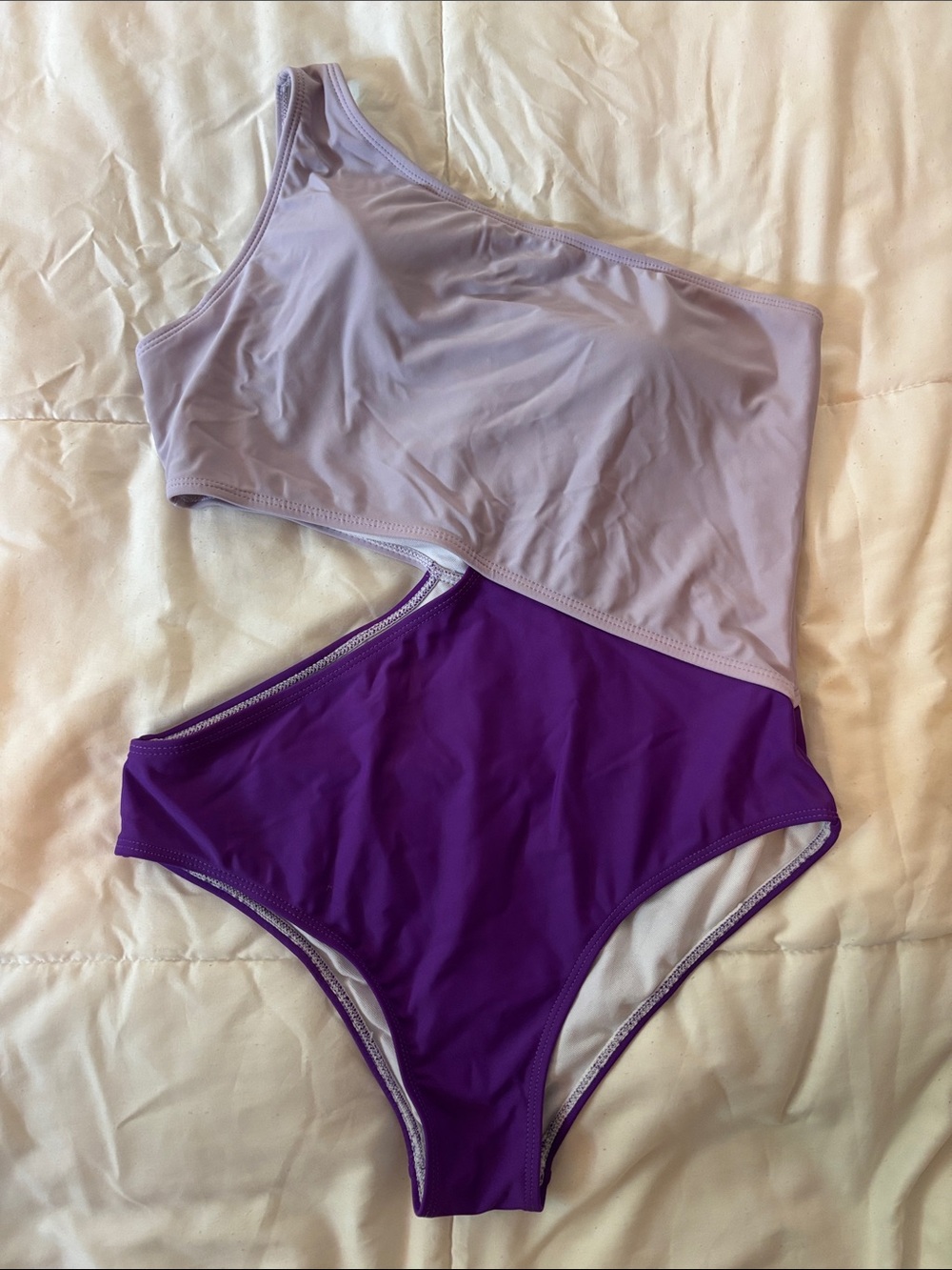 Two-Tone One-Shoulder Cutout Swimsuit — Lavender & Deep Purple